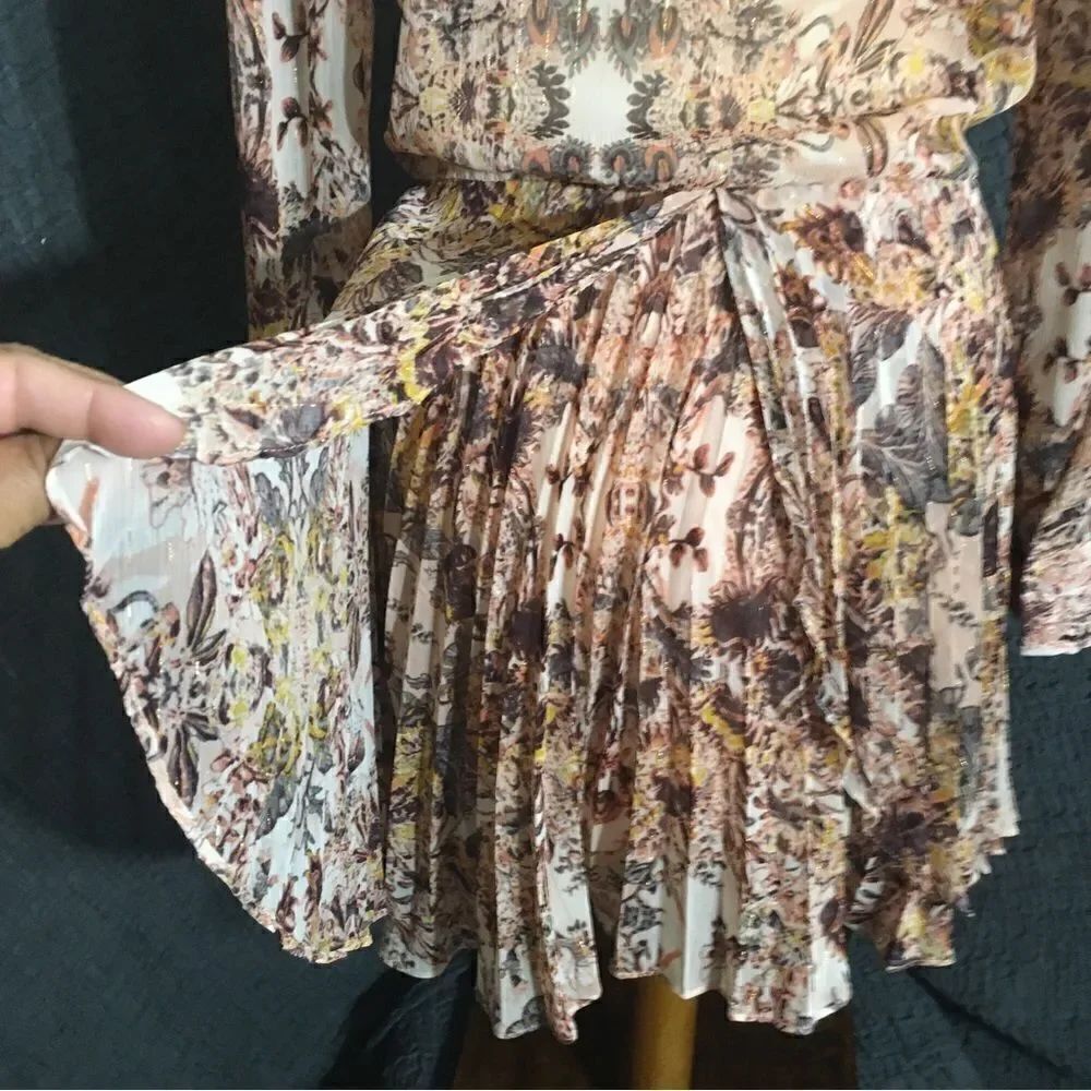 BCBGeneration Floral Pleated Dress Size Small - Picture 8 of 10